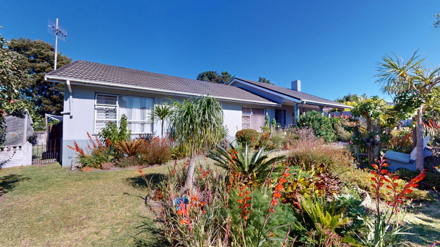 3 Bedroom Property for Sale in Grabouw Western Cape